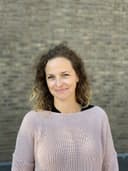 Larissa Merz l distel - raum für mehr